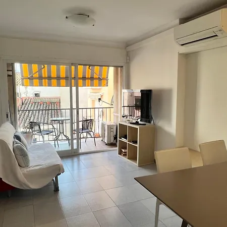 Hostal ROM Familiar Rosas Habitación foto