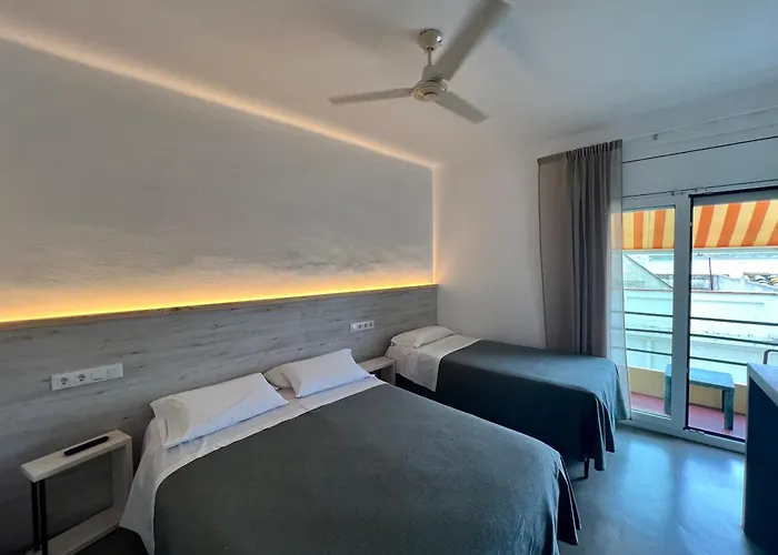 Hostal ROM Familiar